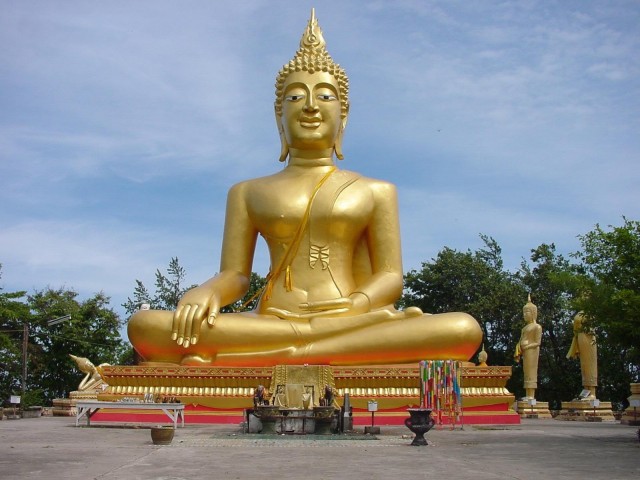 Velký zlatý Budha