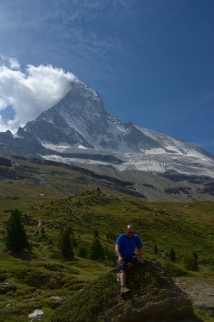 Já (Radim Dostál), v pozadí hora Matterhorn