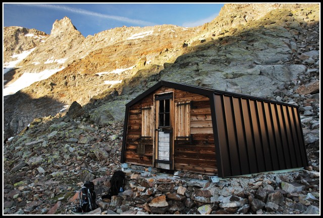 Bivak Malvezzi-Antoldi (2 920 m. n. m.)