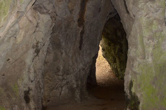 Volně přístupná jeskyně Kostelík, Křtinské údolí - Moravský kras