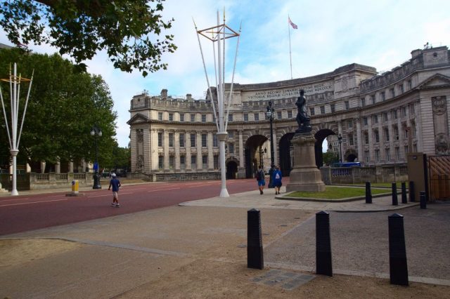 Oblouk admirality (Admiralty Arch), Londýn