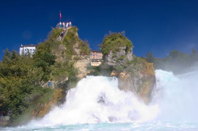 Rýnské vodopády - Neuhausen am Rheinfall, Švýcarsko