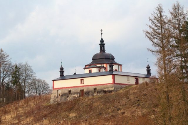 Kaple svatého Jana Nepomuckého u města Letohrad