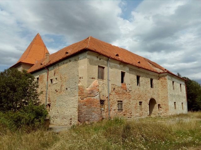 Tvrz Bošovice